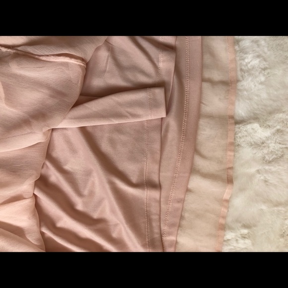 Pale Pink Ruffled Dress. - Picture 7 of 7